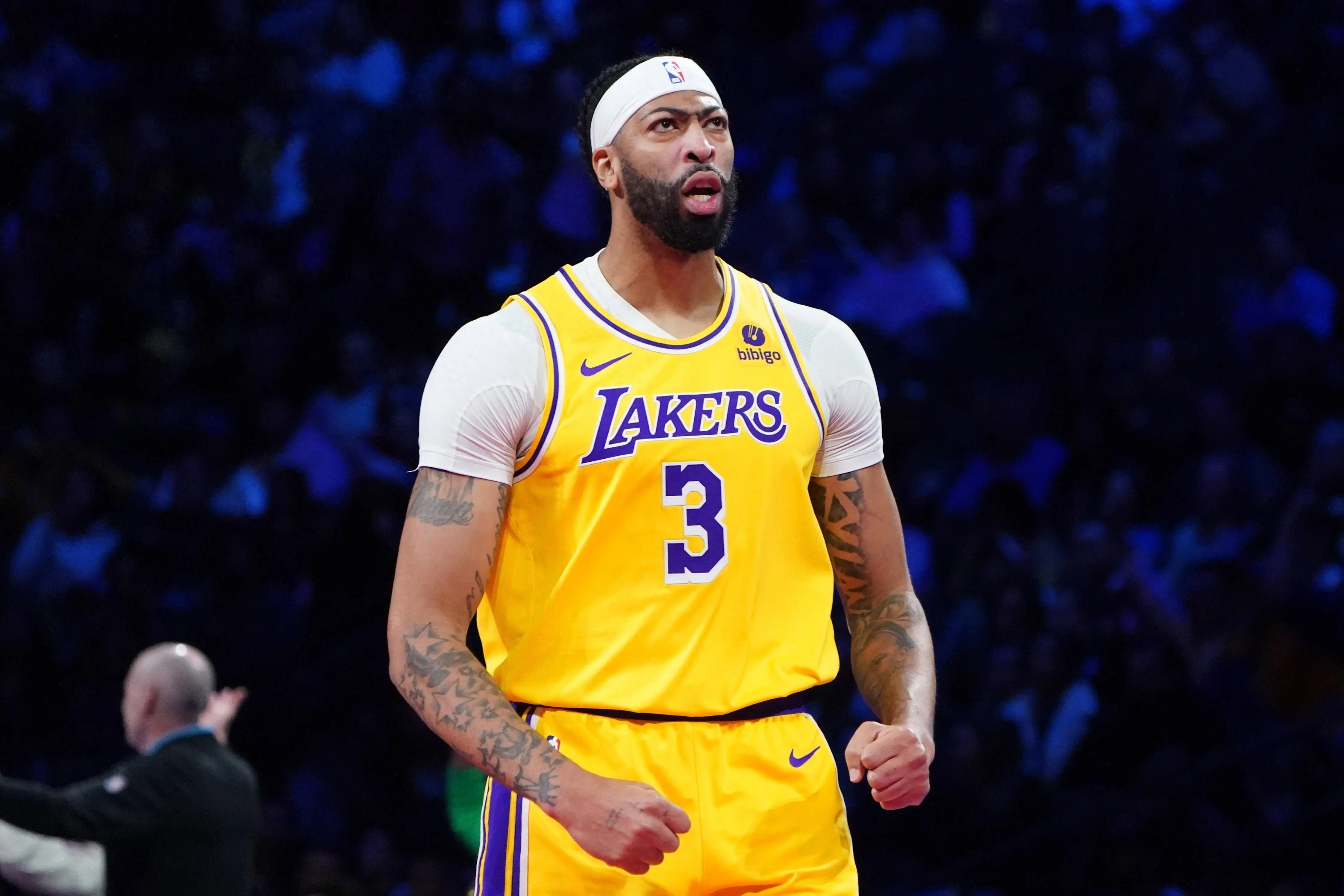 浓眉哥回归赛场，惊险取胜首场状态亮眼，拜仁观众沸腾！的简单介绍-九游会真人游戏